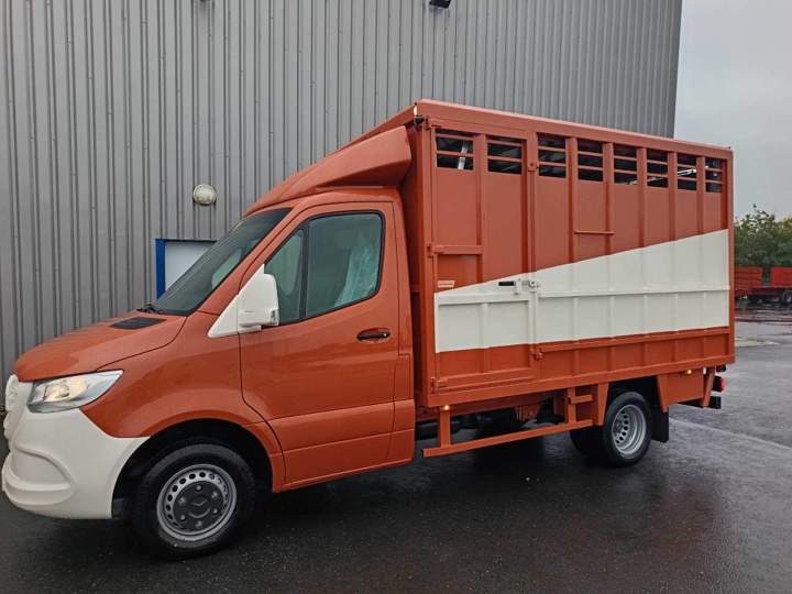 Carrosseries bétaillères personnalisées Basse Normandie