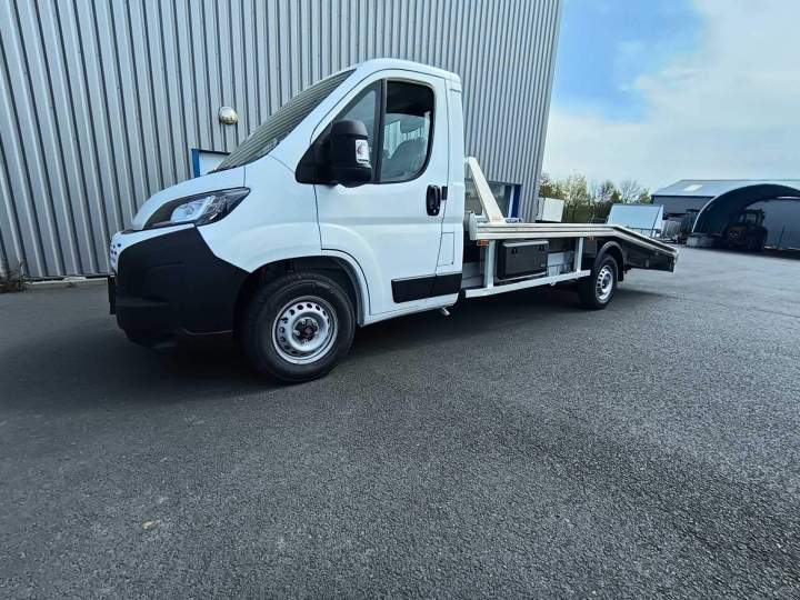 Carrosseries portes de voitures professionnelles sur mesure Basse Normandie