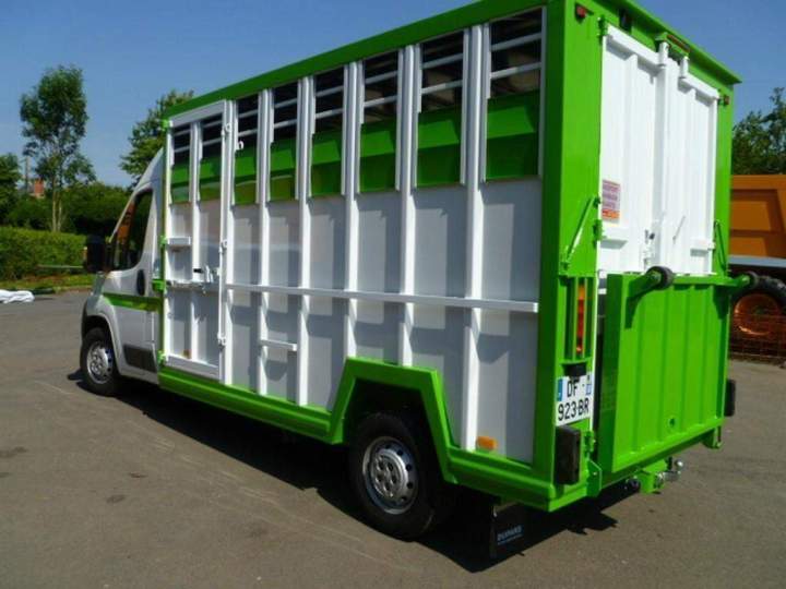 Construction de carrosserie en aluminium