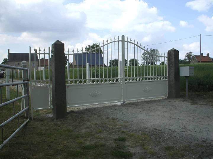 Fabrication de portails en aluminium Basse Normandie
