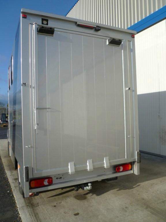 Fabrication de vans cheval sur mesure Basse-Normandie